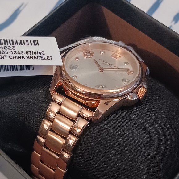 NWT! Rose Gold COACH Watch - Picture 7 of 14